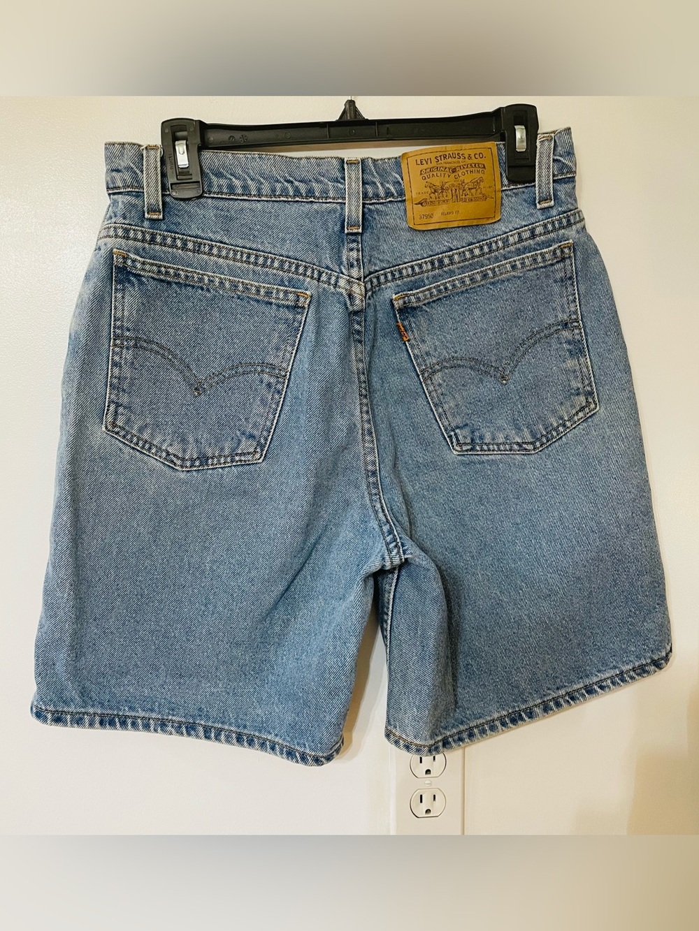 Vintage Orange Tab 950 Levi’s shorts